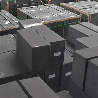 Les blocs de graphite de 5000kgs en Inde pour faire du graphite Crucible pour...